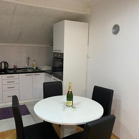 Apartmani Petra Нови-Сад Экстерьер фото