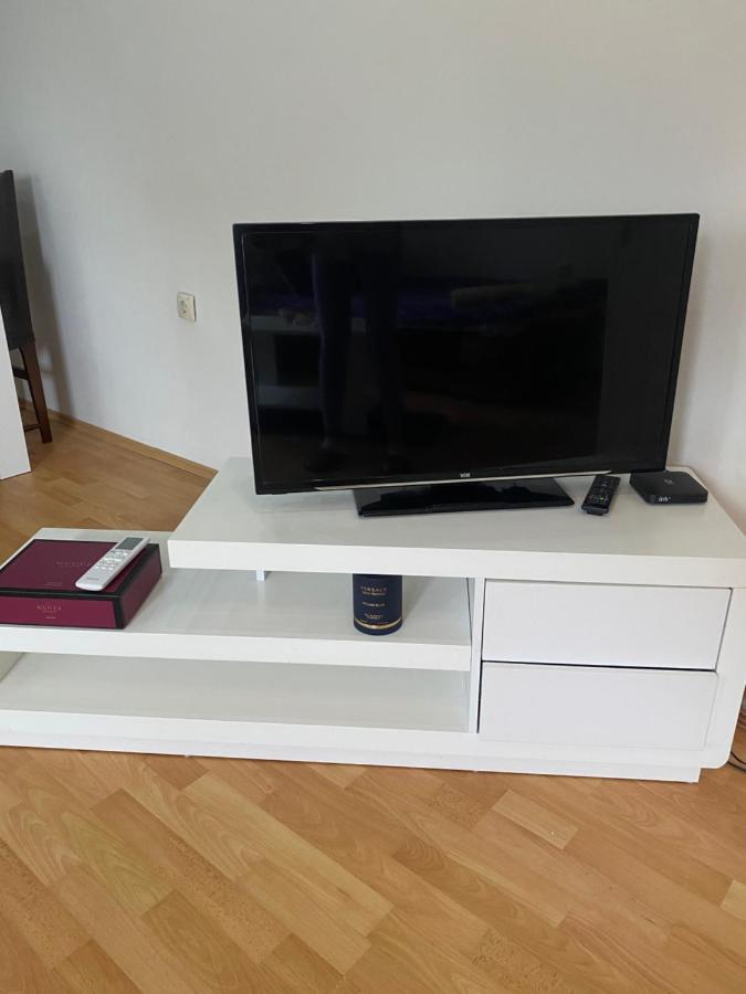 Apartmani Petra Нови-Сад Экстерьер фото
